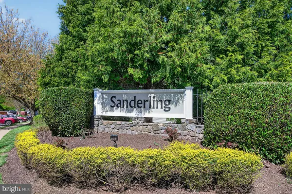 $345,000 | 14313 Climbing Rose Way, Unit 306, Centreville, VA 20121