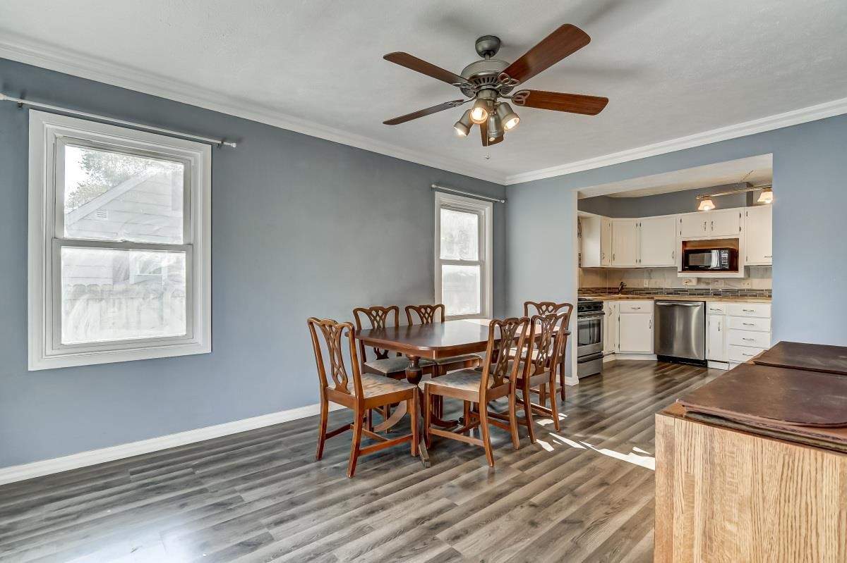 2100 East Buchanan Street Springfield, IL 62703 - Photo 2 of 16