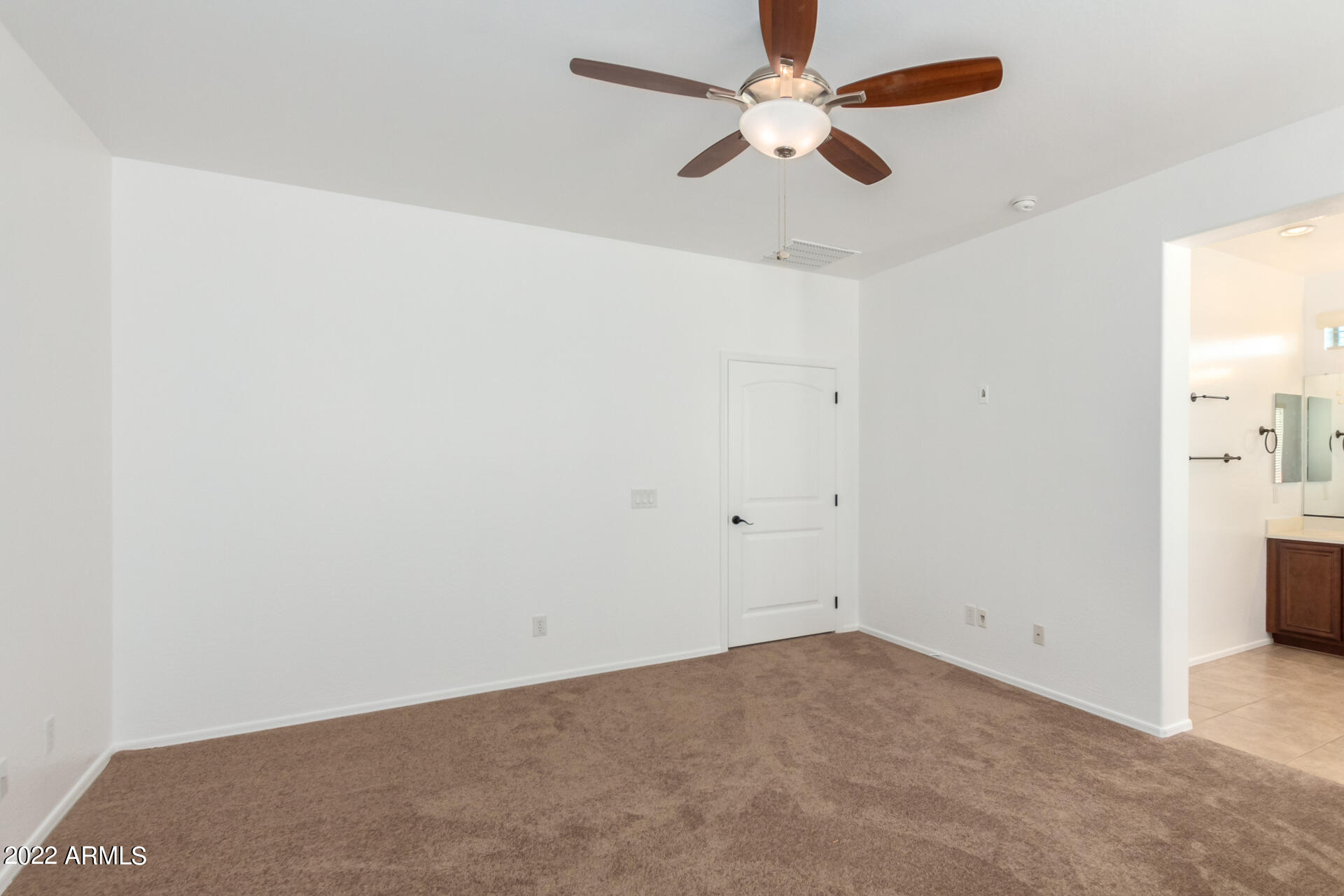 3541 South Bandit Road Gilbert, AZ 85297 - Photo 21 of 42 Master Bedroom