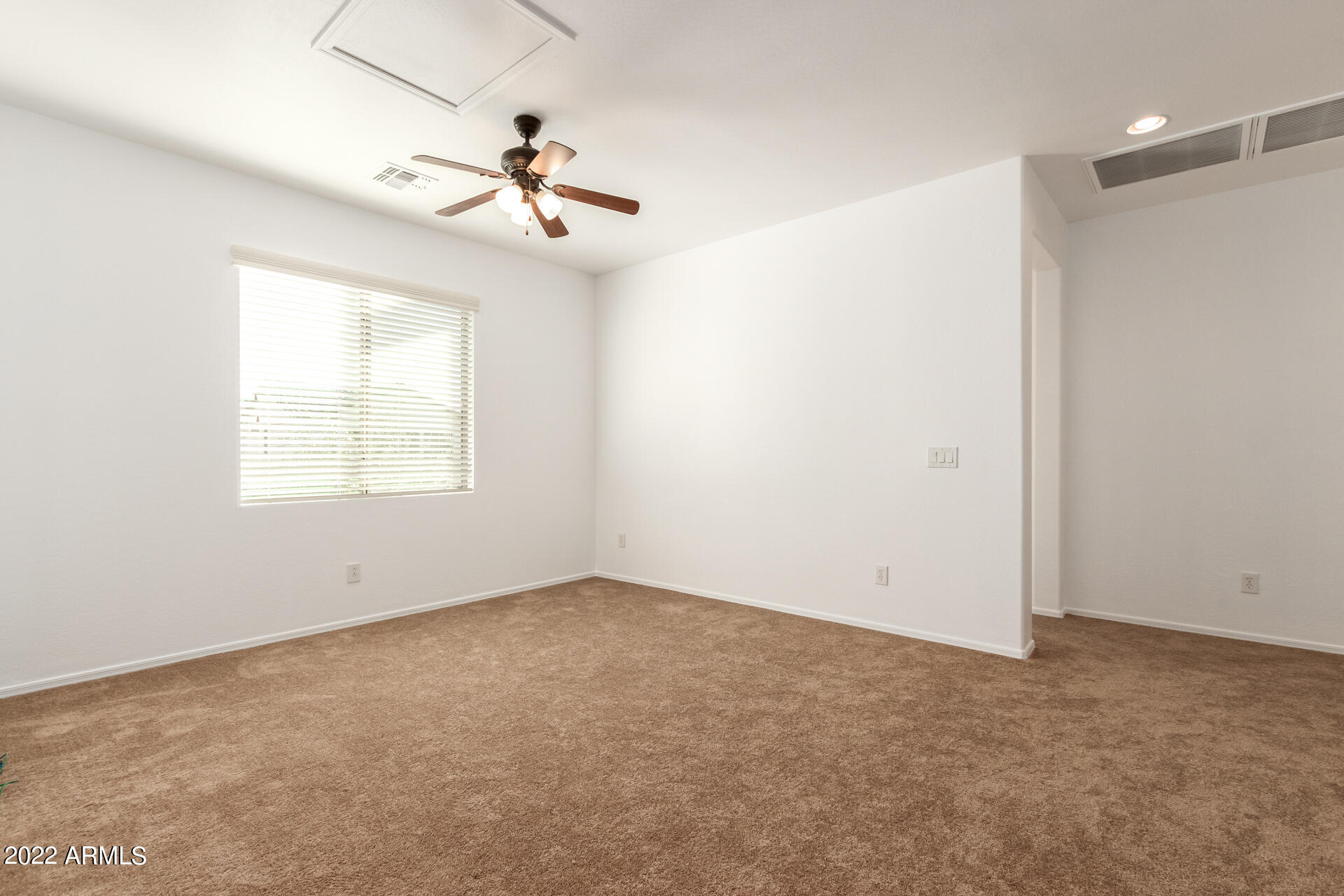 3541 South Bandit Road Gilbert, AZ 85297 - Photo 30 of 42 Master Bedroom