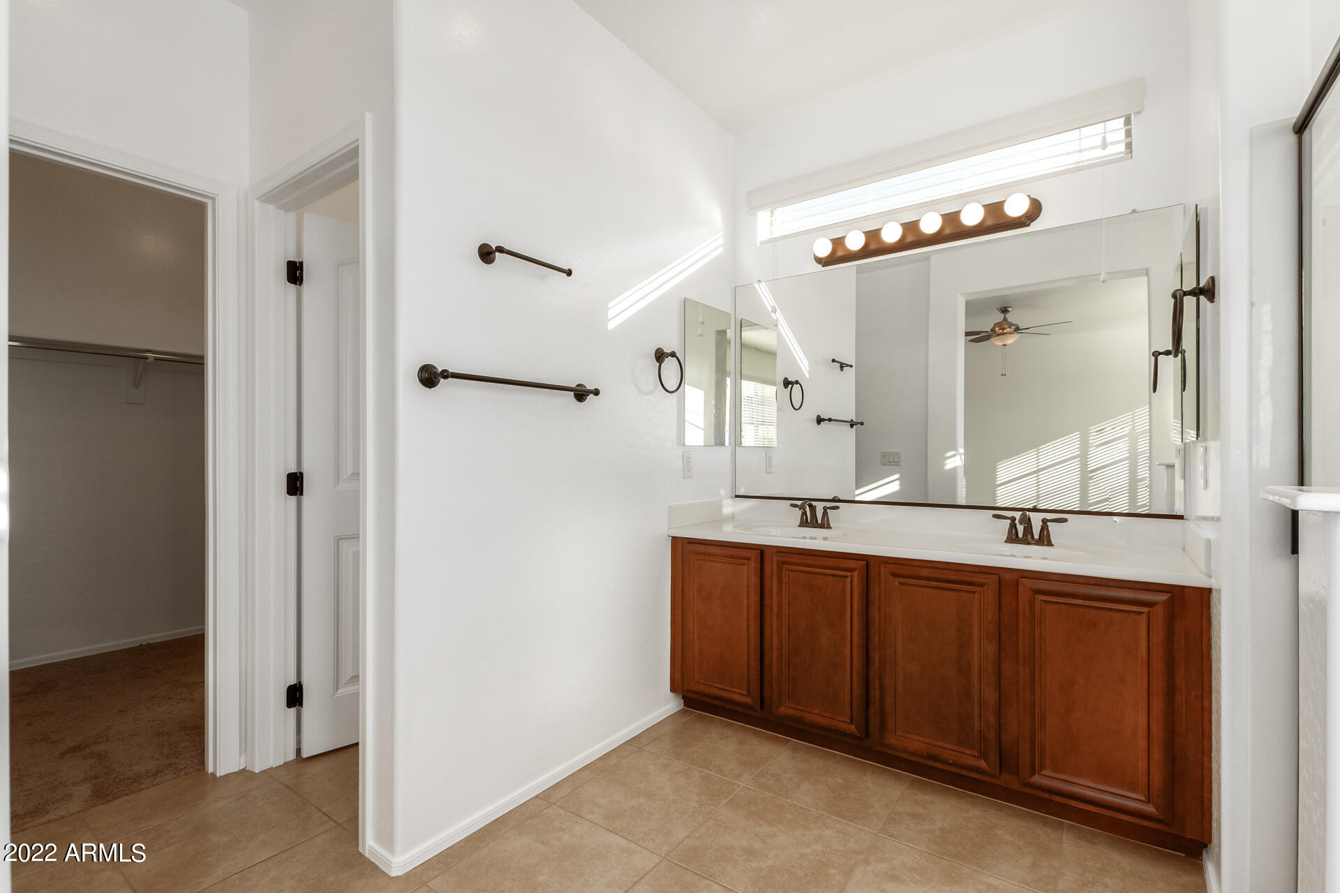 3541 South Bandit Road Gilbert, AZ 85297 - Photo 34 of 42 Master Bathroom