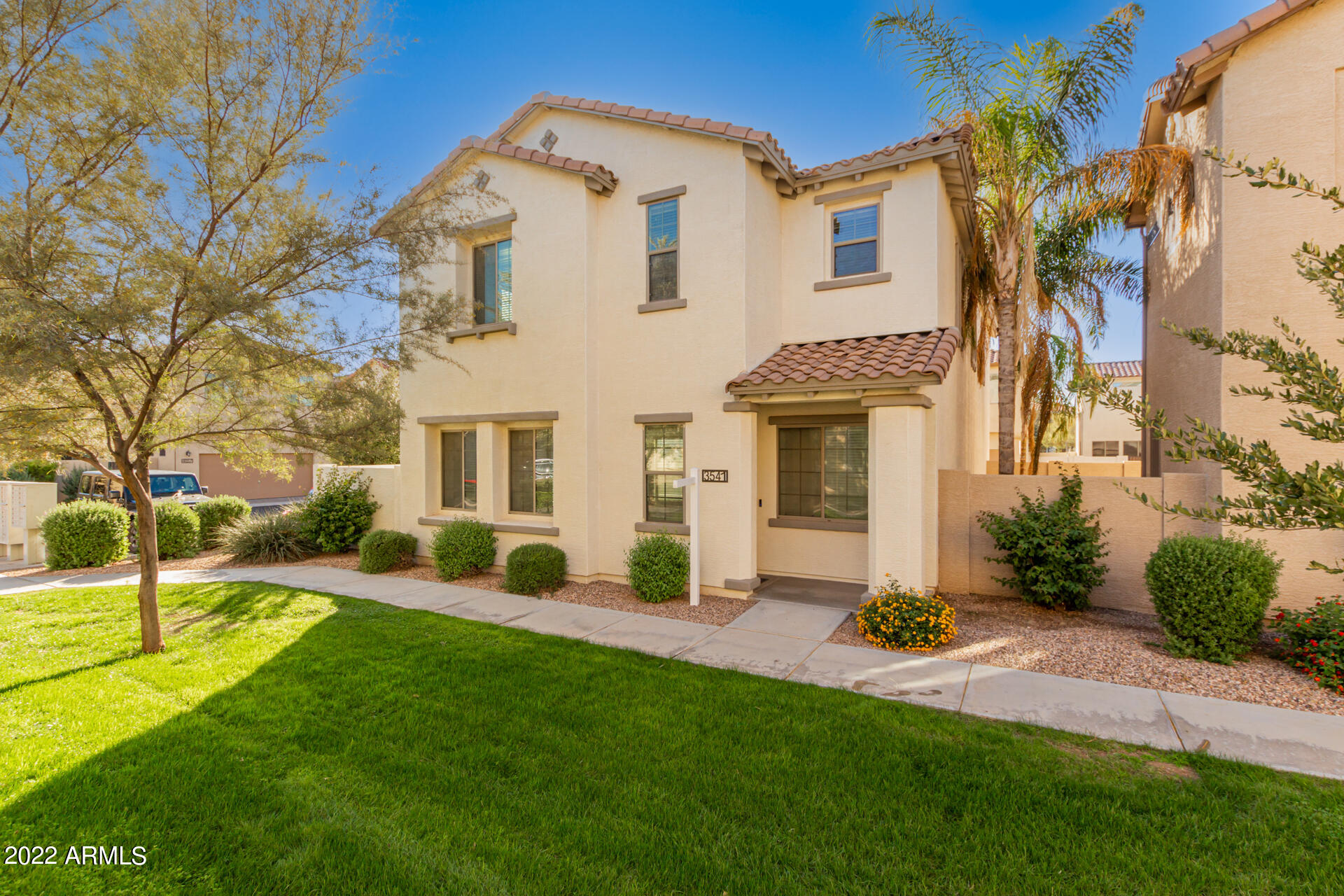 3541 South Bandit Road Gilbert, AZ 85297 - Photo 4 of 42 Curb Appeal