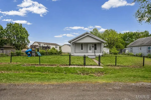 $139,900 | 628 North 3rd Street, Dupo, IL 62239