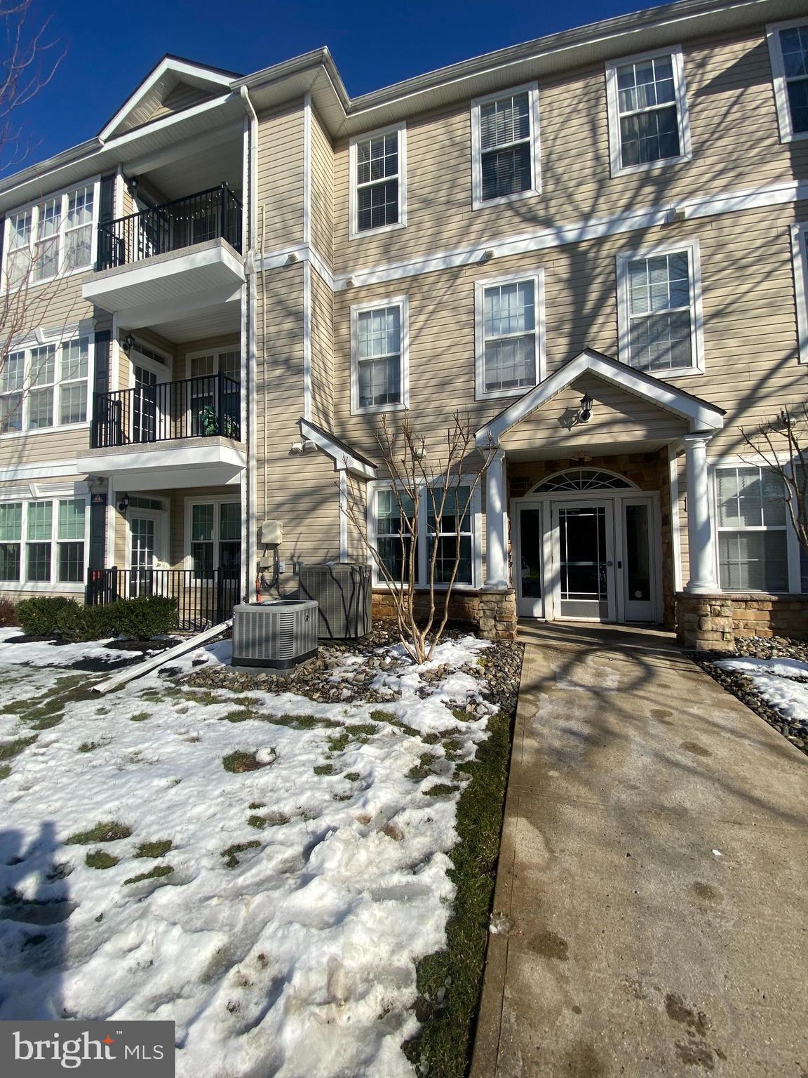 76 Kyle Way Ewing, NJ 08628 - Photo 1 of 28