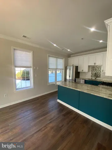 $2,300 | 76 Kyle Way, Ewing, NJ 08628