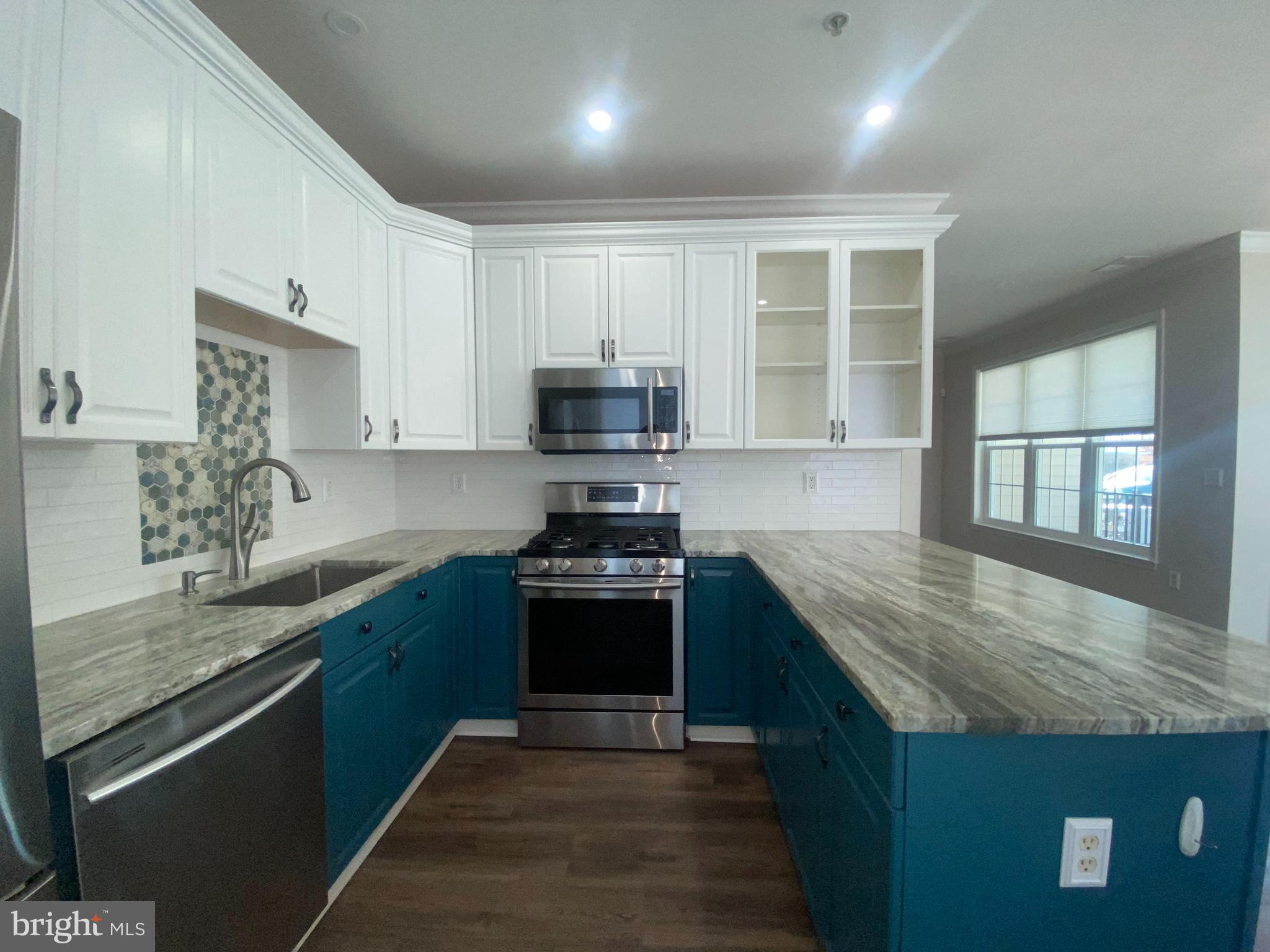 76 Kyle Way Ewing, NJ 08628 - Photo 16 of 28