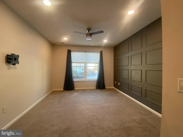 $2,300 | 76 Kyle Way, Ewing, NJ 08628