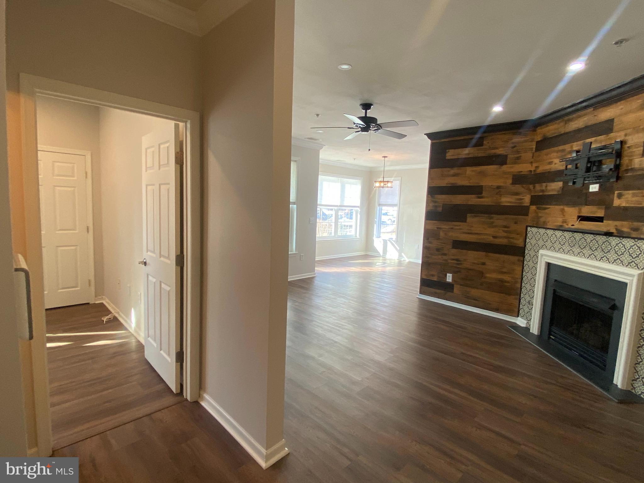 76 Kyle Way Ewing, NJ 08628 - Photo 8 of 28