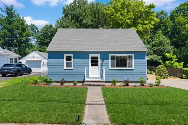 $499,000 | 87 St Marie Street, Manchester, NH 03102