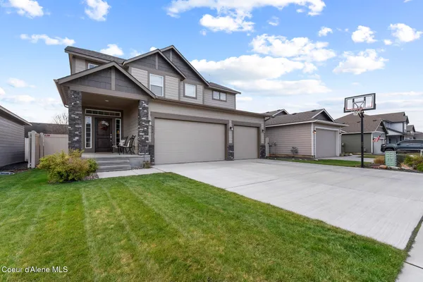 $675,000 | 984 East Allenby Court, Post Falls, ID 83854