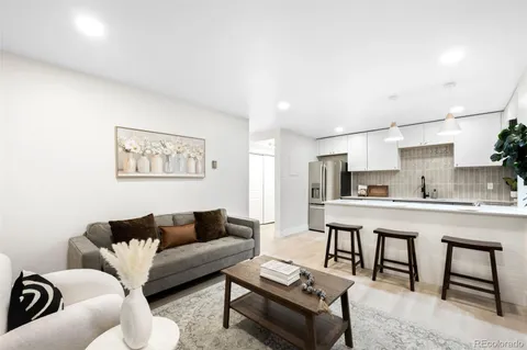 $250,000 | 830 Sherman Street, Unit 306, Denver, CO 80203