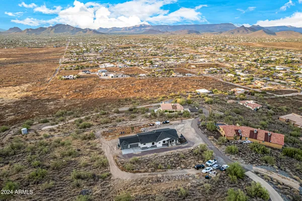 $1,595,000 | 1829 West Cloud Road, Phoenix, AZ 85086