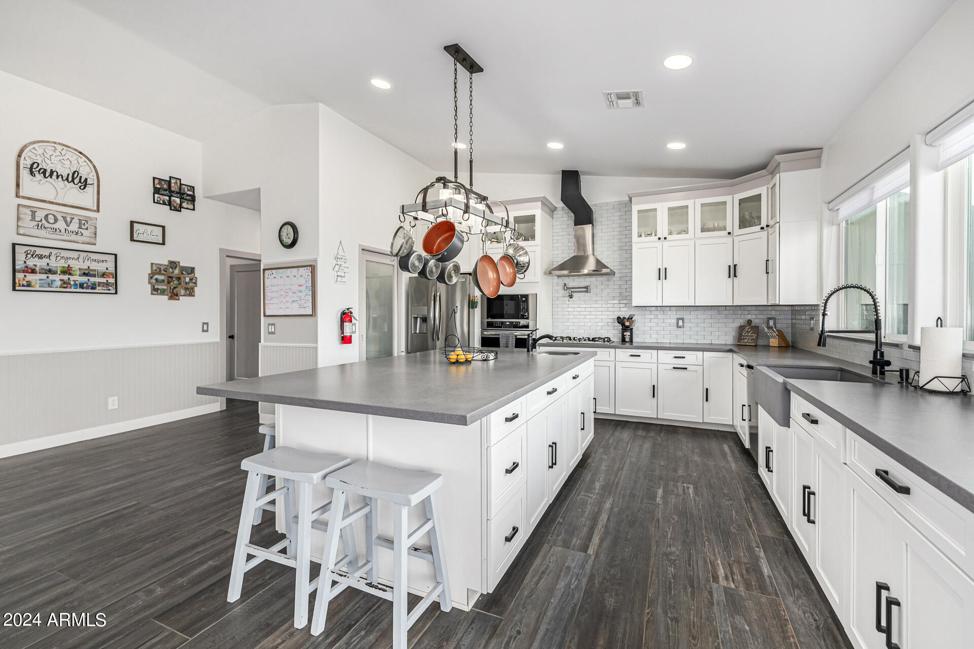 1829 West Cloud Road Phoenix, AZ 85086 - Photo 21 of 132 0049-25-Cloud