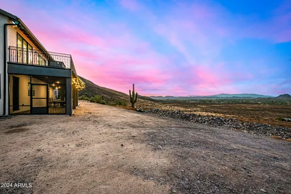 $1,595,000 | 1829 West Cloud Road, Phoenix, AZ 85086