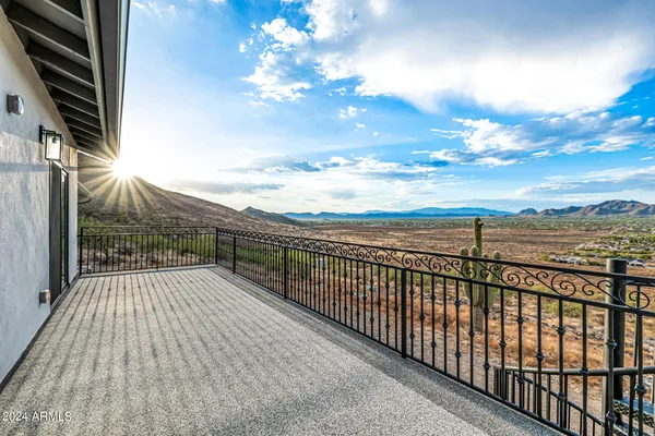 $1,595,000 | 1829 West Cloud Road, Phoenix, AZ 85086