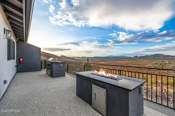 $1,595,000 | 1829 West Cloud Road, Phoenix, AZ 85086