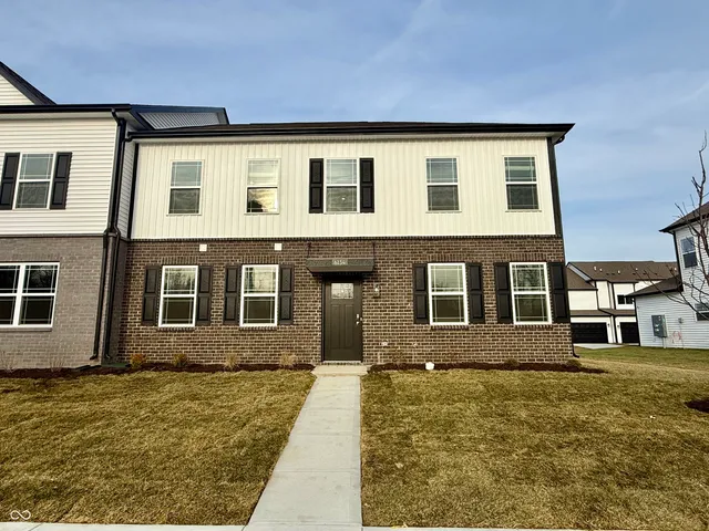 $324,900 | 6134 Cascades Drive, Whitestown, IN 46075