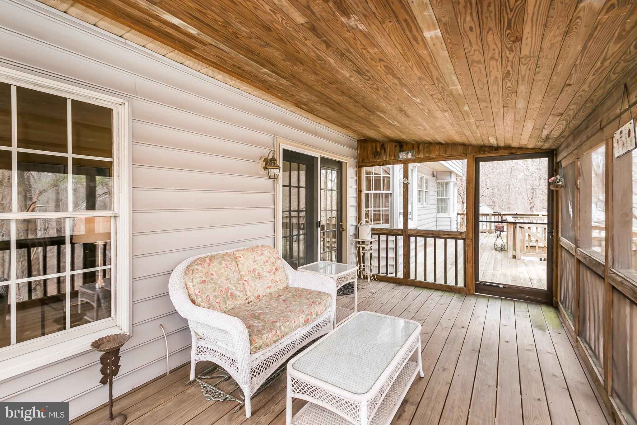 9307 Bellbeck Road Baltimore, MD 21234 - Photo 48 of 58 screened in porch