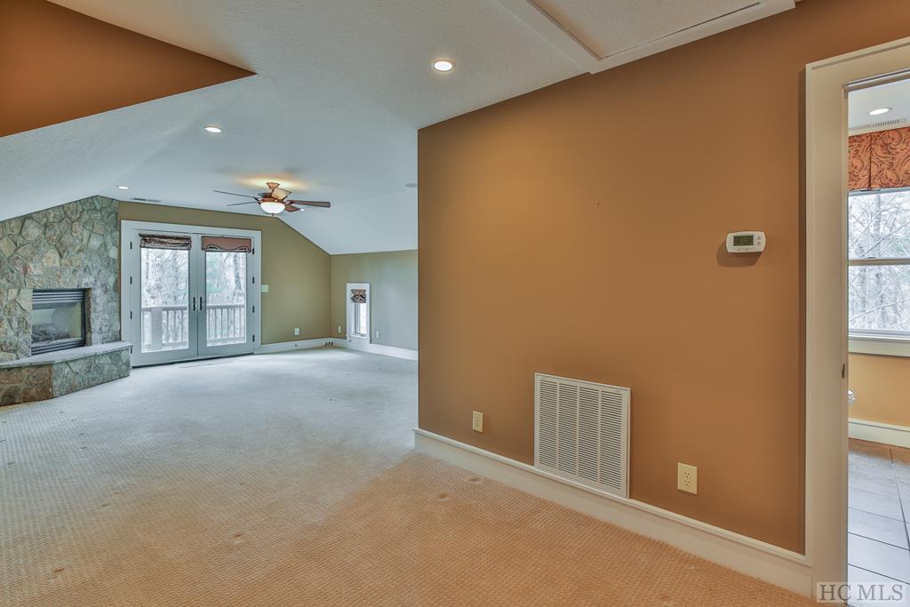 983 Spring Forest Road Sapphire, NC 28774 - Photo 31 of 40 Gallery Image 31