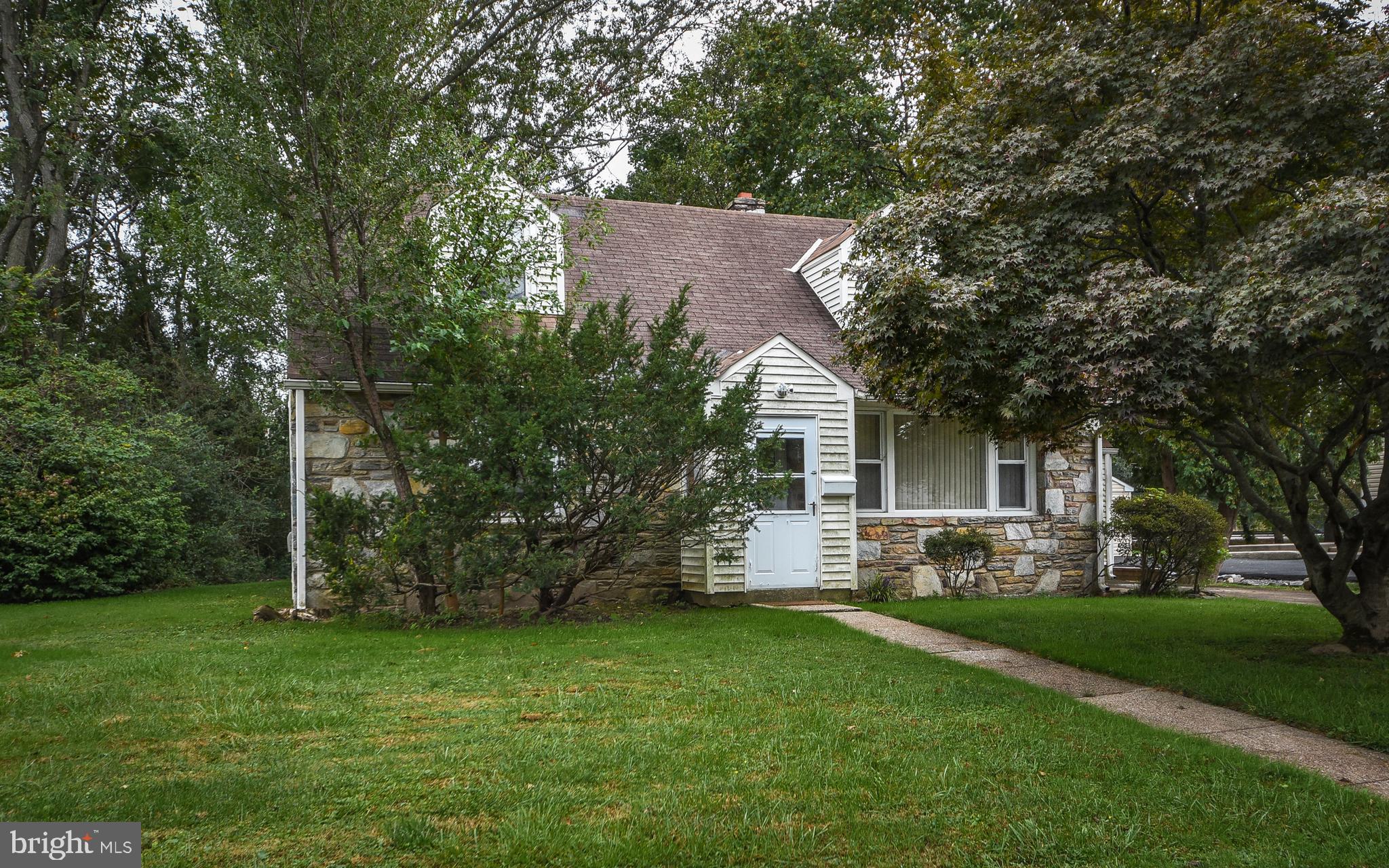 610 Burton Road Oreland, PA 19075 - Photo 1 of 26
