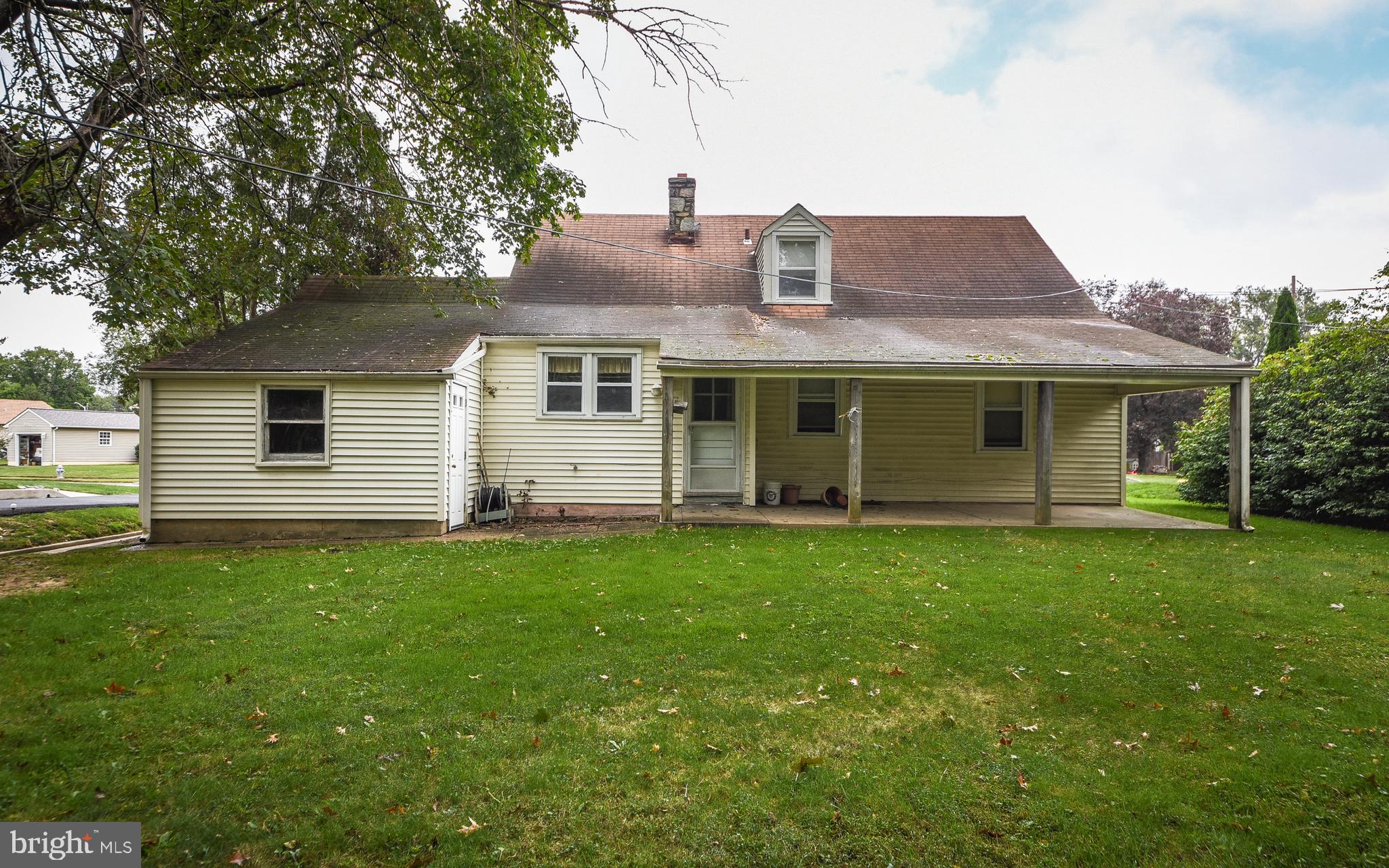 610 Burton Road Oreland, PA 19075 - Photo 23 of 26