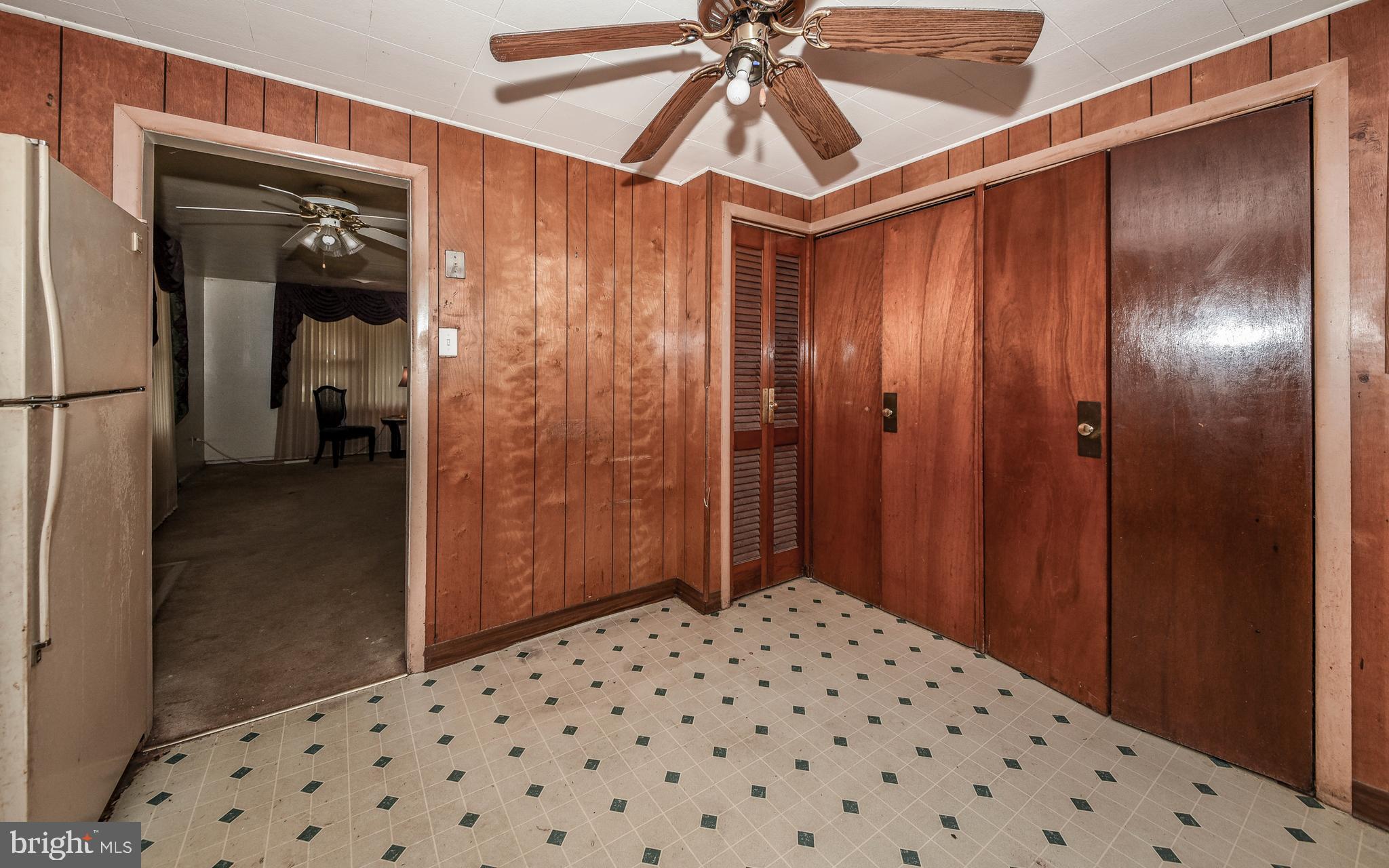 610 Burton Road Oreland, PA 19075 - Photo 9 of 26