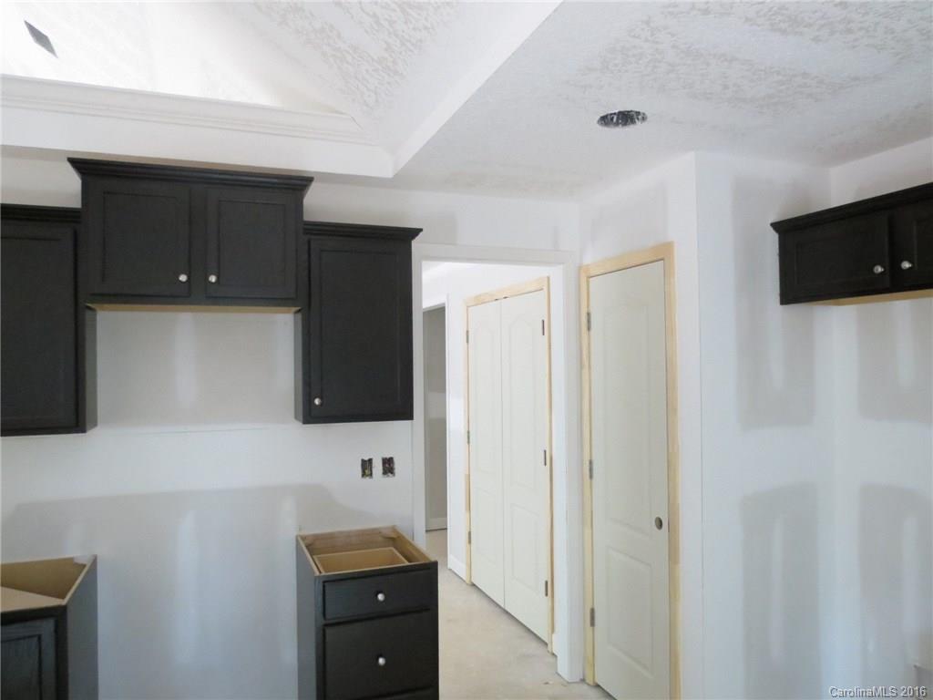 6107 Chandler Road Clover, SC 29710 - Photo 1 of 9 Gallery Image 1