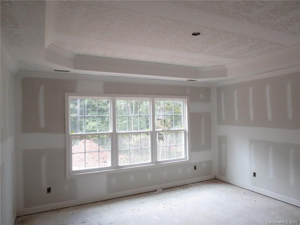 6107 Chandler Road Clover, SC 29710 - Photo 6 of 9 Gallery Image 6