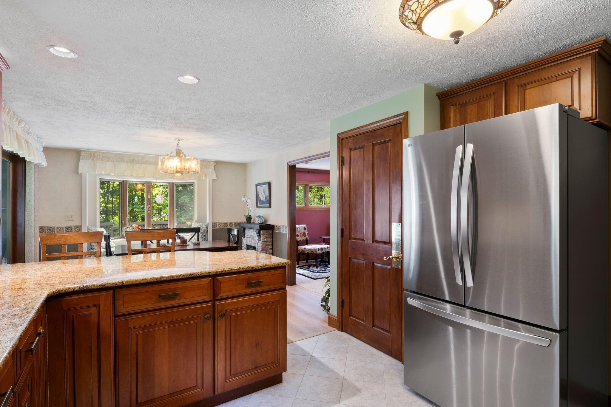 190 Glenwood Road Wells, ME 04090 - Photo 18 of 56 Kitchen
