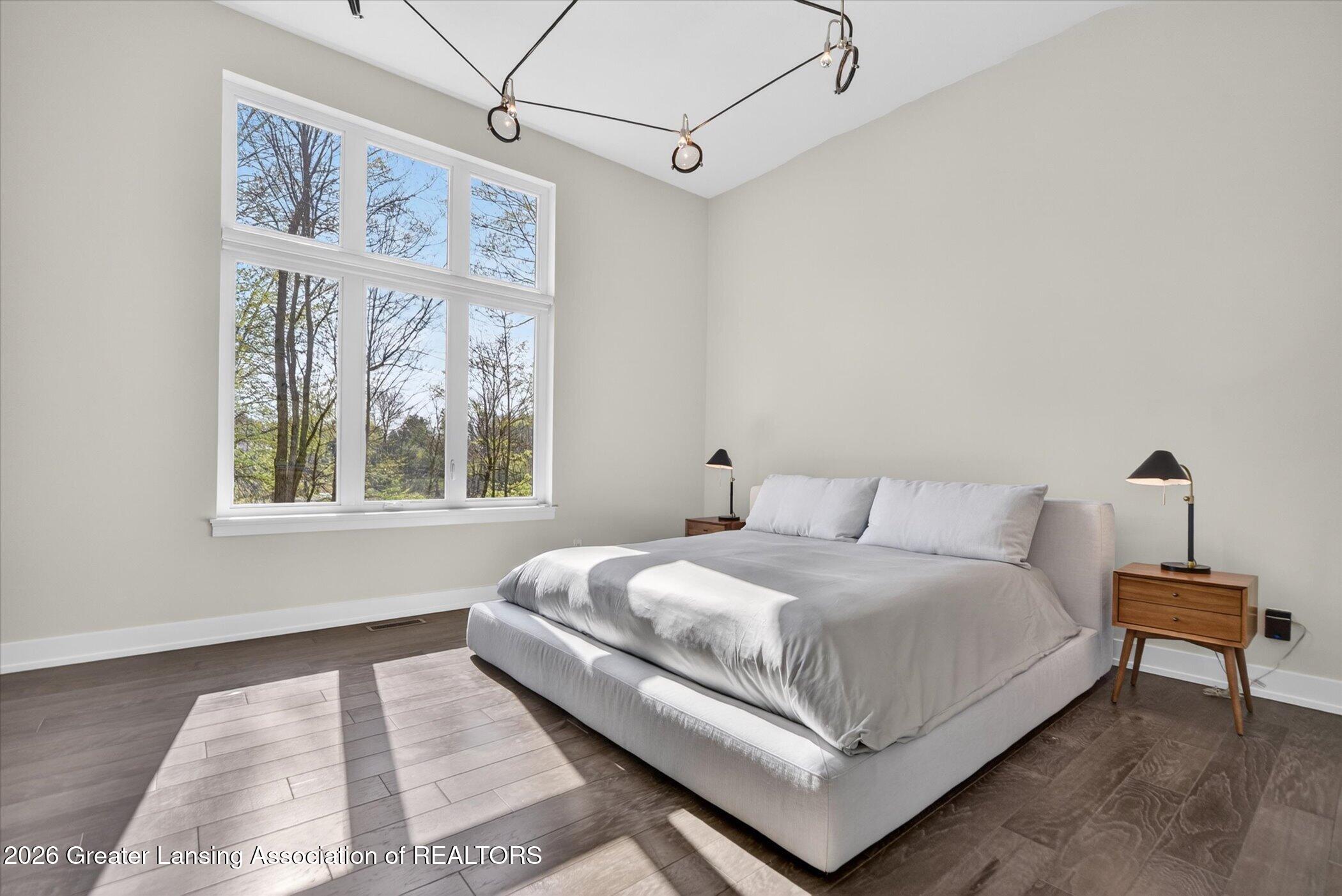 4270 Shadow Ridge Okemos, MI 48864 - Photo 22 of 61 Primary Bedroom