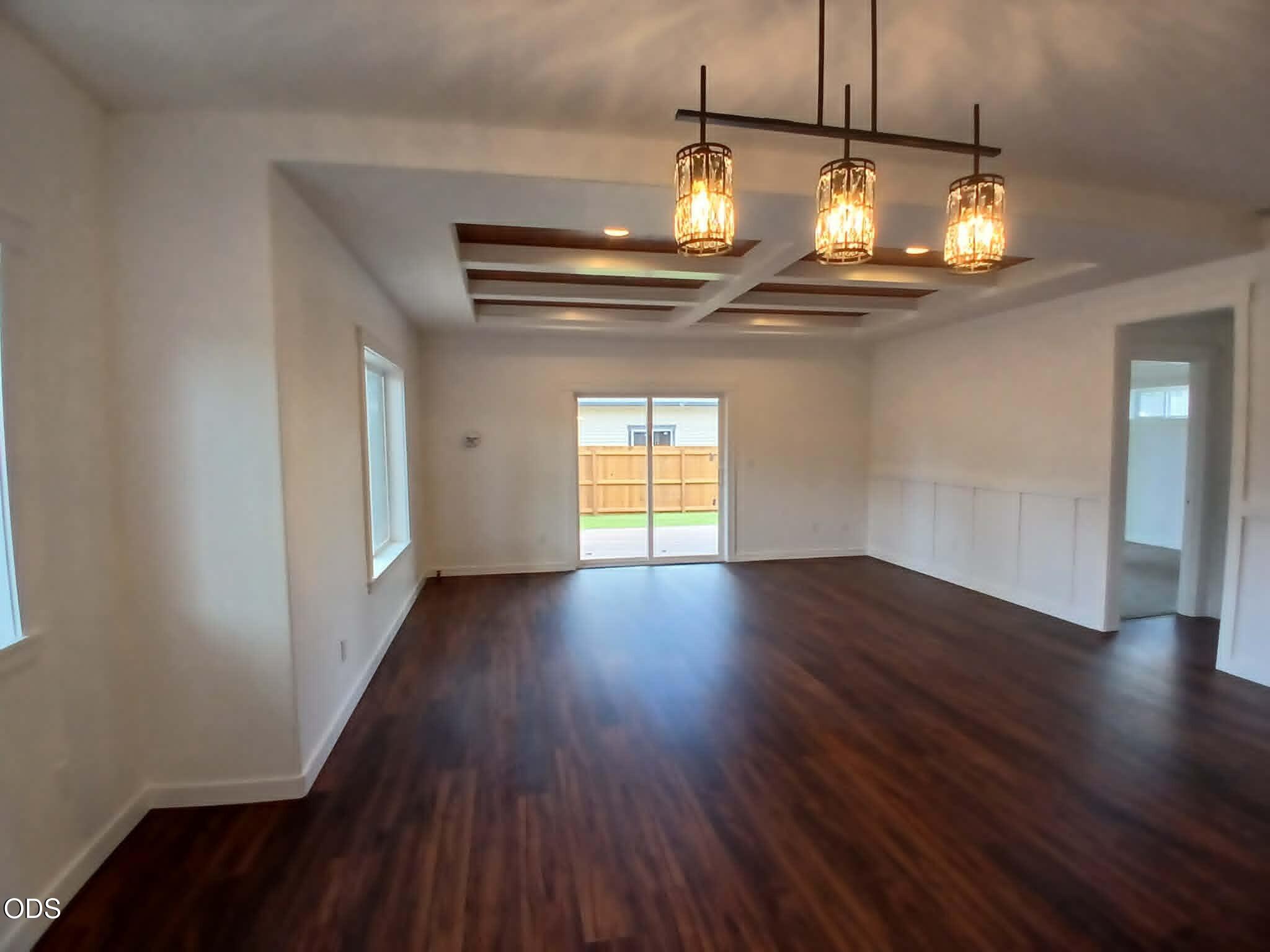 1938 Northeast Laughlin Road Prineville, OR 97754 - Photo 12 of 38