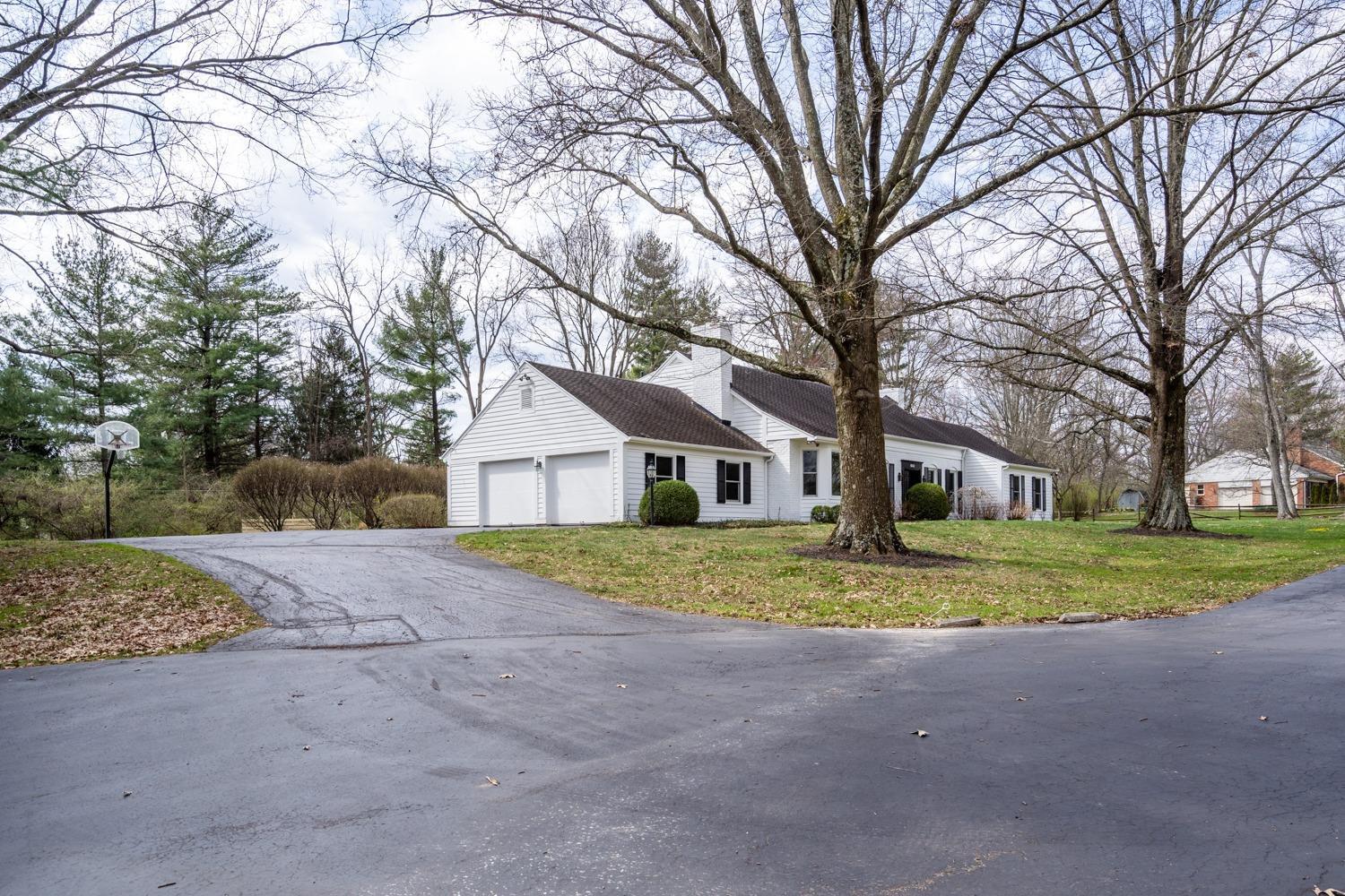 6882 Drake Road Cincinnati, OH 45243 - Photo 37 of 37