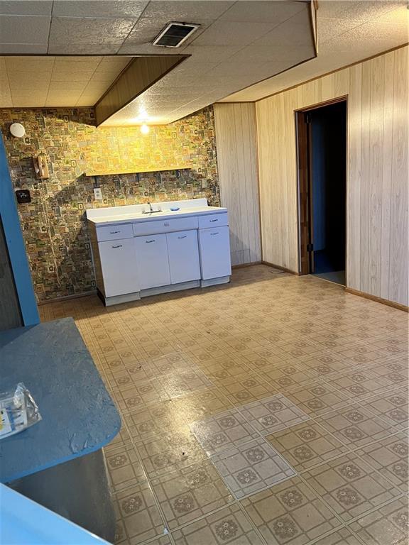 880 Pizza Barn Road Blairsville, PA 15717 - Photo 22 of 44 a view of an empty room