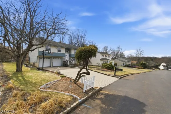 $574,999 | 4 Shelley Court, Sparta, NJ 07871