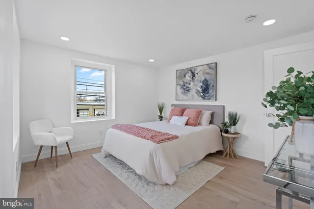 $599,900 | 924 Bethlehem Pike, Colmar, PA 18915