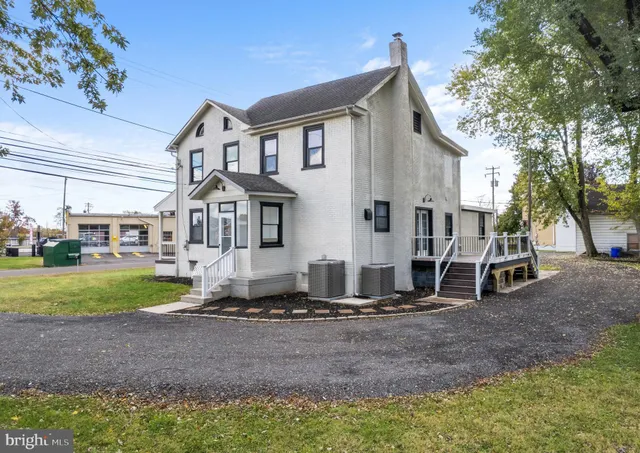 $599,900 | 924 Bethlehem Pike, Colmar, PA 18915