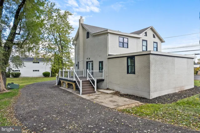 $599,900 | 924 Bethlehem Pike, Colmar, PA 18915