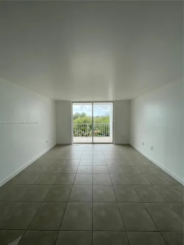 $250,000 | 700 Northeast 63rd Street, Unit D606, Miami, FL 33138
