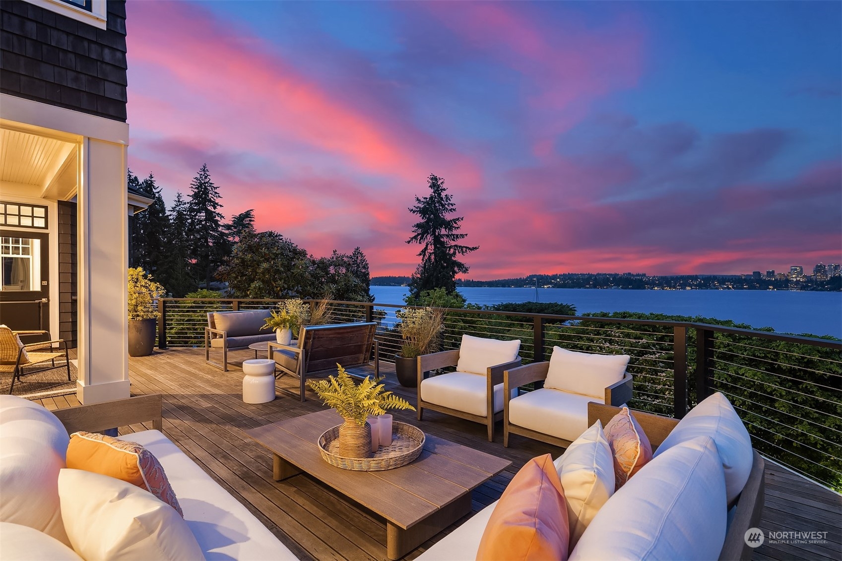 7270 North Mercer Way Mercer Island, WA 98040 - Photo 17 of 40 a view of a terrace with furniture
