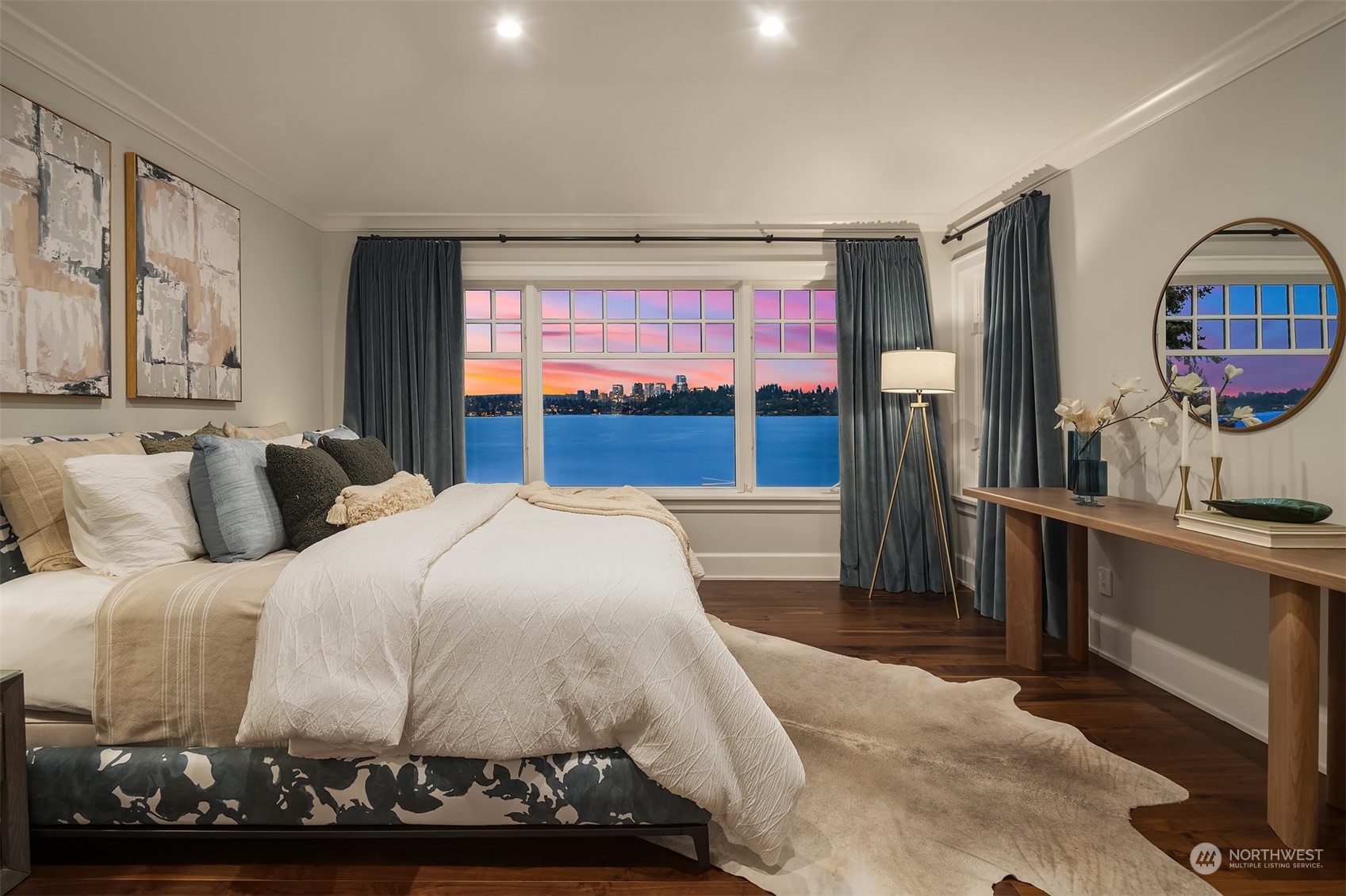 7270 North Mercer Way Mercer Island, WA 98040 - Photo 25 of 40 a bedroom with large bed and window