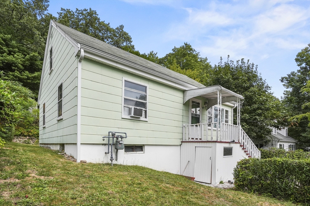 87 Senna Road Fitchburg, MA 01420 - Photo 1 of 23 Gallery Image 1