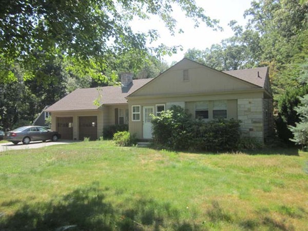 199 River Road Andover, MA 01810 - Photo 1 of 10 Gallery Image 1