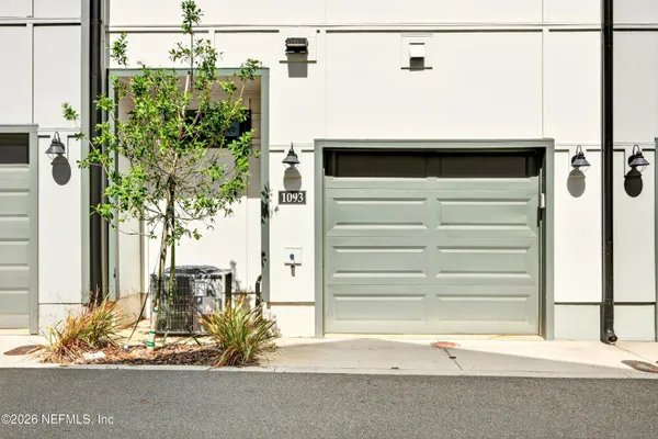 $2,200 | 1093 Farwell Street, Jacksonville, FL 32204