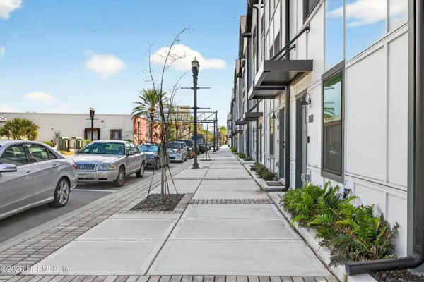 $2,200 | 1093 Farwell Street, Jacksonville, FL 32204