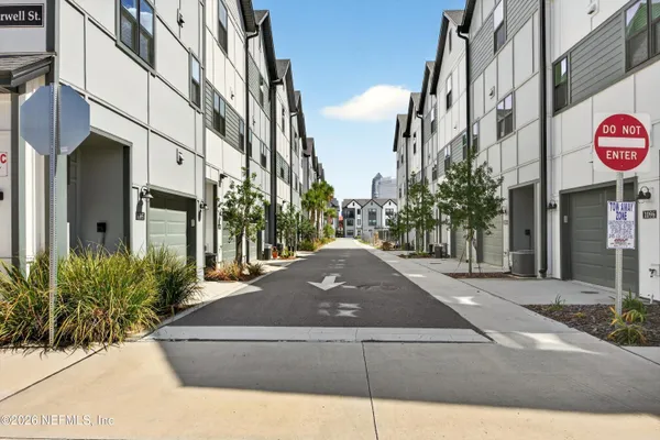 $2,200 | 1093 Farwell Street, Jacksonville, FL 32204