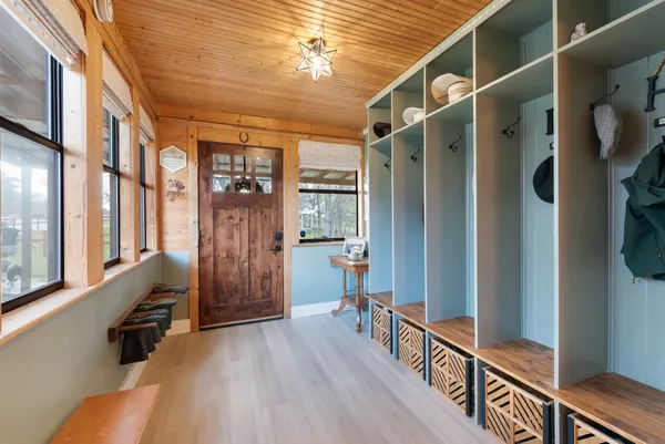 $899,000 | 2646 Farm To Market Road 1704, Elgin, TX 78621