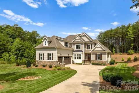 $985,000 | 3207 James Plantation Drive, Denver, NC 28037
