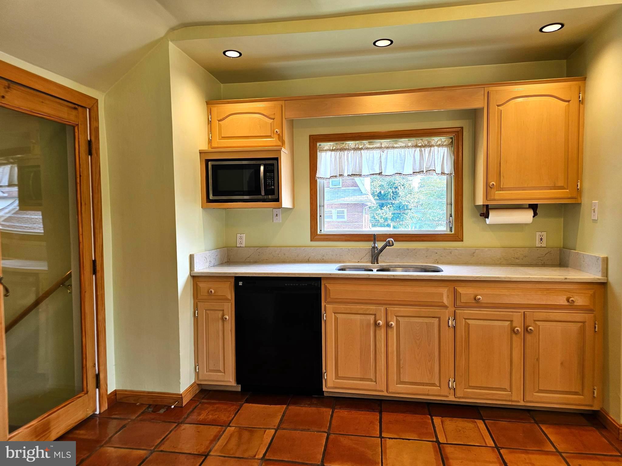 29 Ridley Drive Wallingford, PA 19086 - Photo 21 of 75