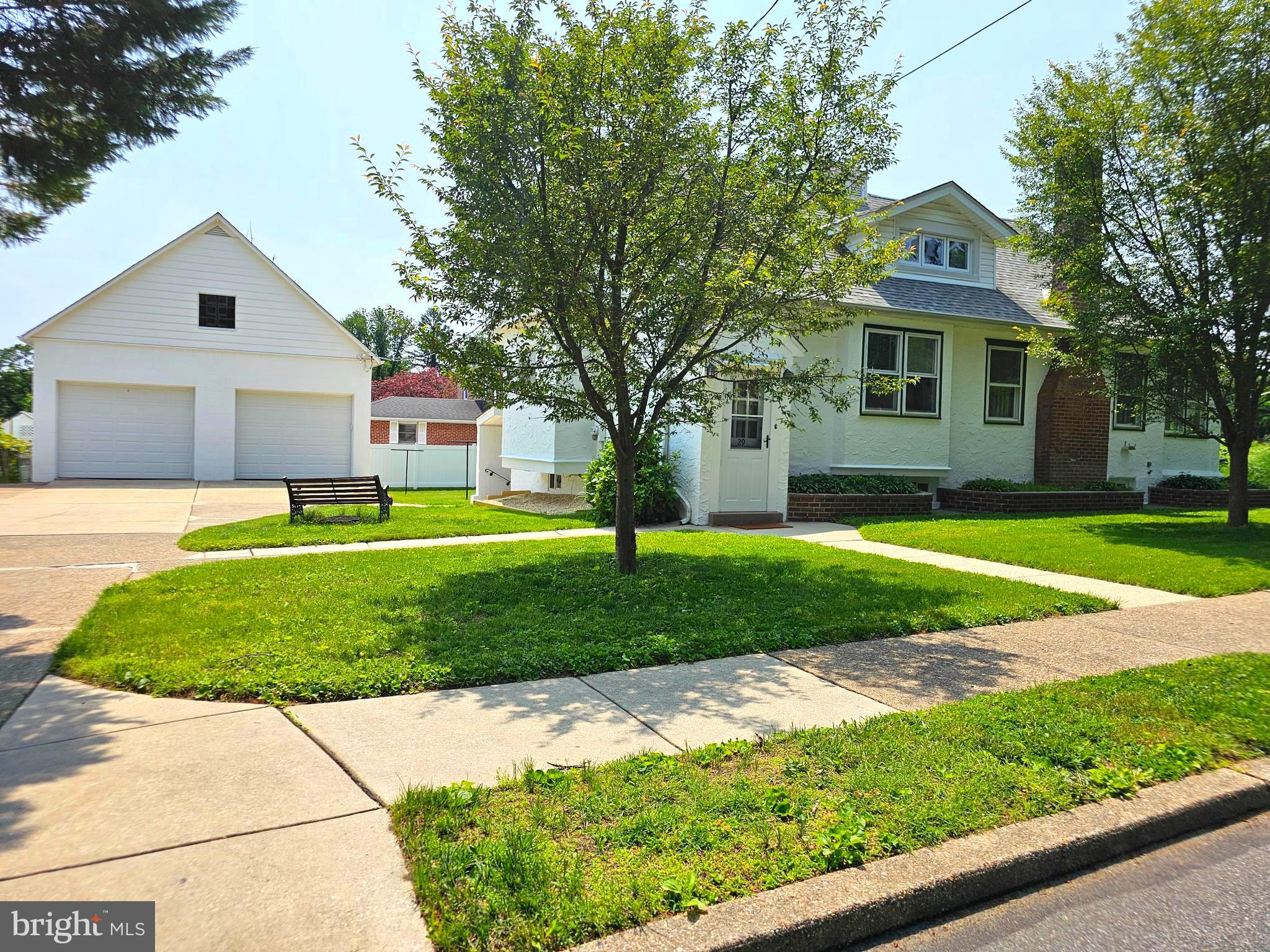 29 Ridley Drive Wallingford, PA 19086 - Photo 3 of 75
