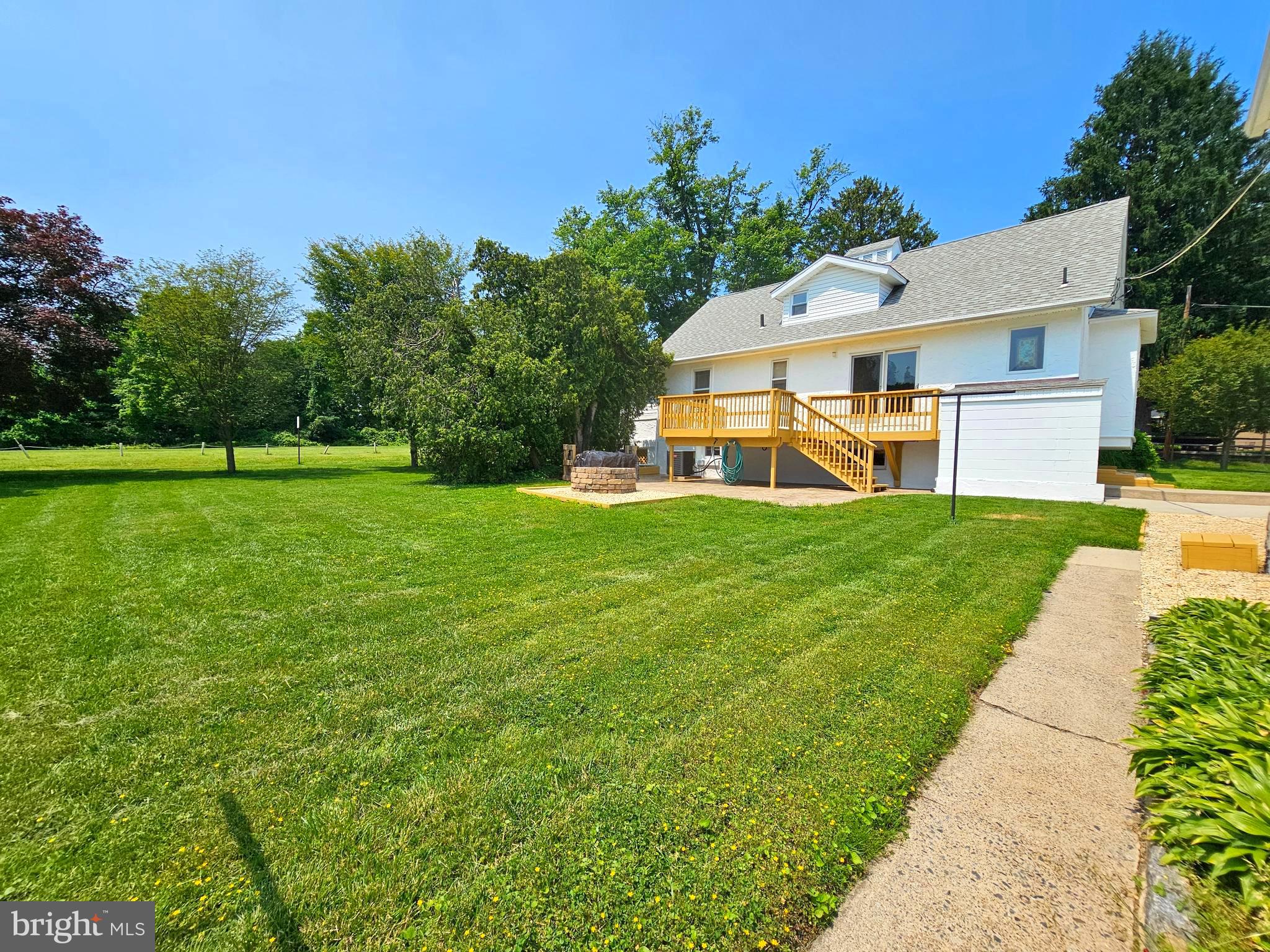 29 Ridley Drive Wallingford, PA 19086 - Photo 7 of 75